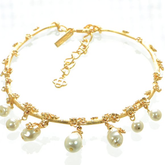 Oscar de la Renta Pearl & Crystal Floral Necklace - Picture 2 of 10